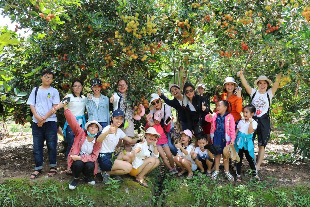  Gia đình check in tại vườn chôm chôm Tân Phú, Châu Thành- Du lịch C2T
