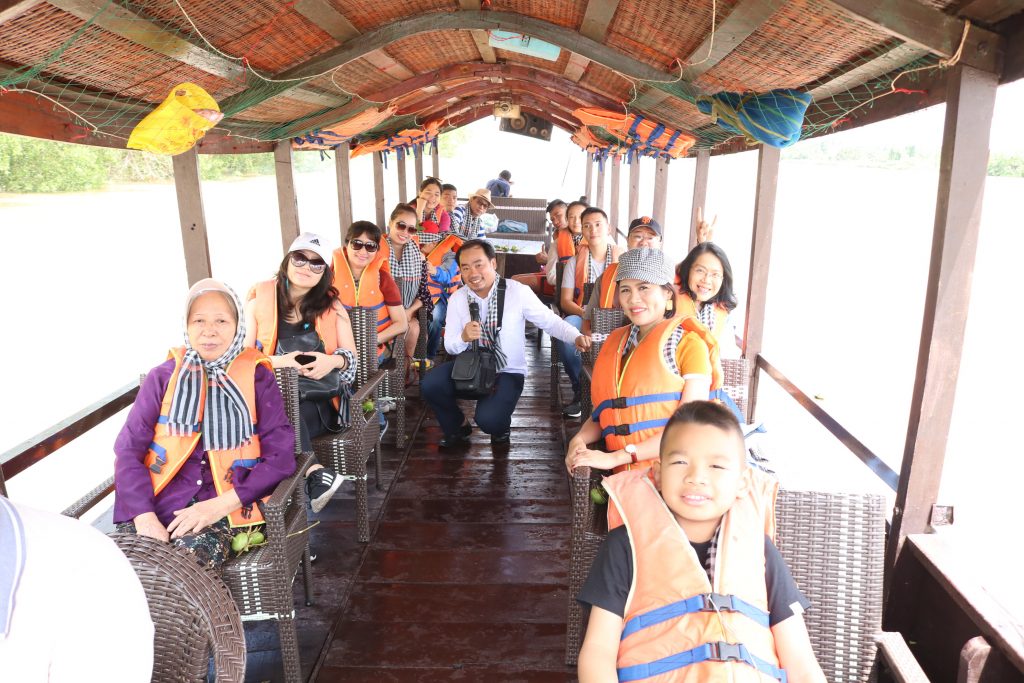 Hành trình gia đình PVOil trên sông nước Bến Tre – Du lịch C2T